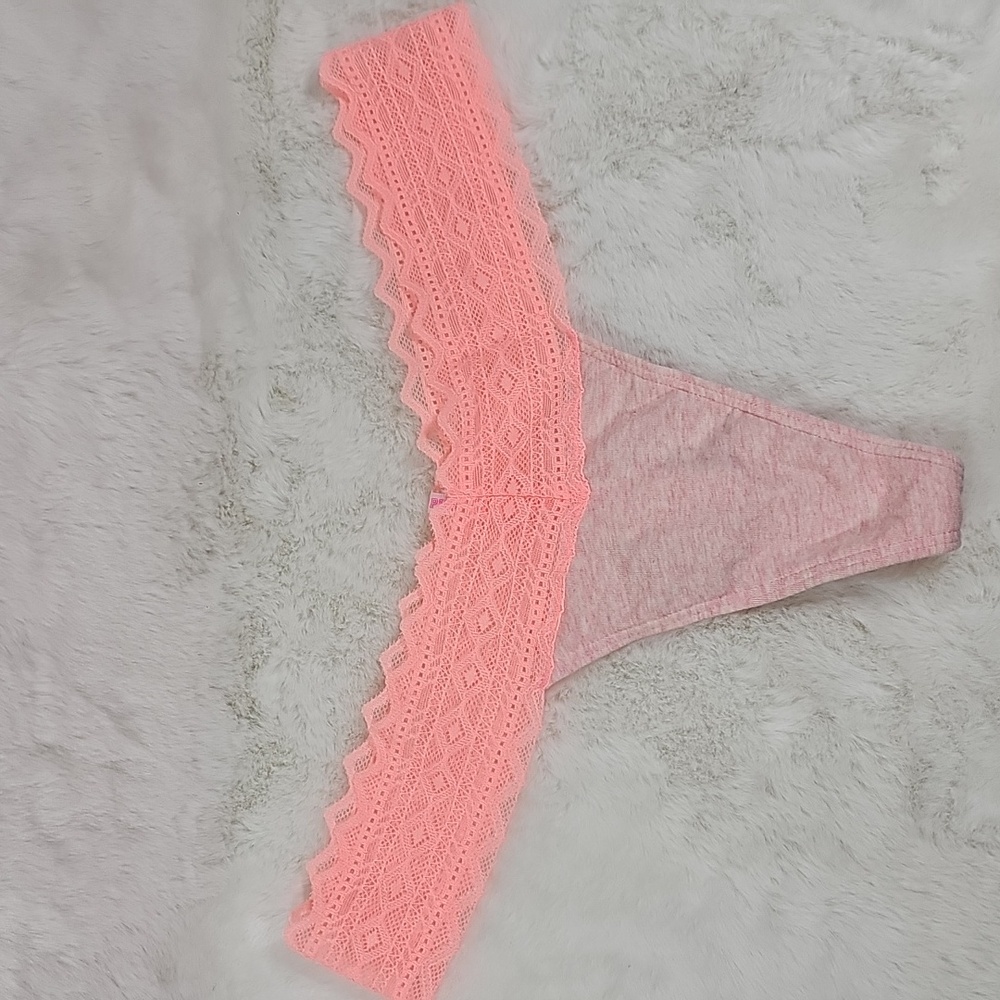 Victoria's Secret Extra Low Rise Thong Size Large